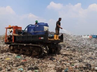 Cegah Kebakaran, TPA Rawa Kucing Perkuat Patroli 24 Jam dan Siagakan Alat Berat